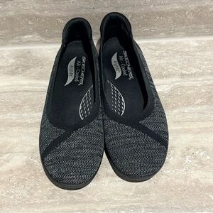 Skechers Women's Gray Knit Slip-On Flats